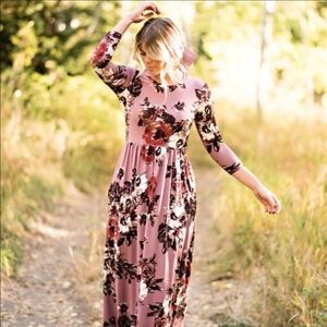 JessaKae Mauve Floral Long-sleeved Maxi Dress Size Small with pockets